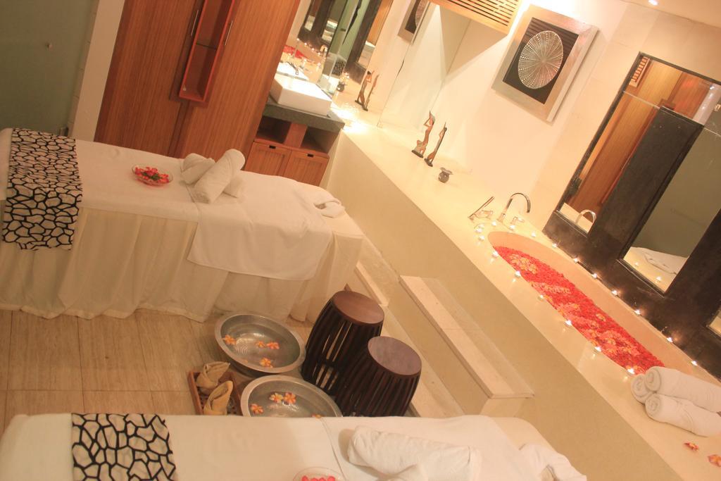 Lv8 Resort Hotel Canggu Extérieur photo